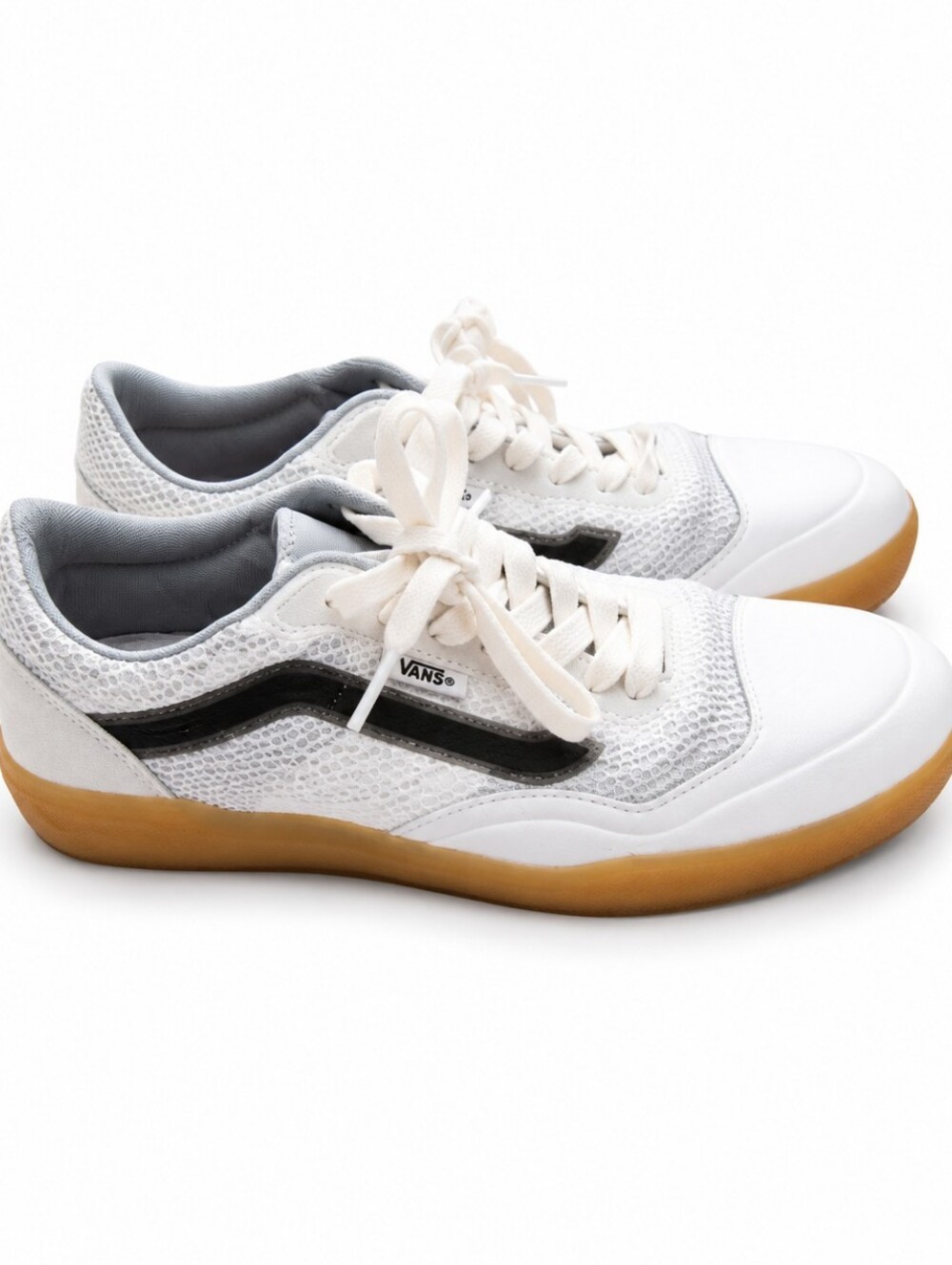 Vans AVE Skateboarding Shoes Men's US 6 / Women's 7.5 White Gum Sole Low Top